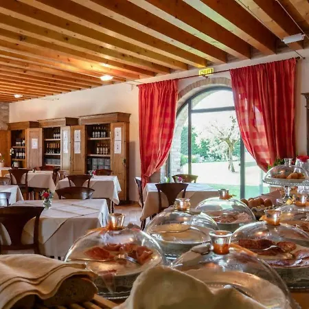 Gospodarstwo agroturystyczne Tenuta La Presa Caprino Veronese